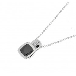 Collier Square en argent 925 orné d'oxyde de zirconium et un onyx noir central. 