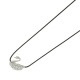 Collier Elsa Lee Paris en argent 925, motif cygne recouvert d'oxydes de Zirconium, sur cordon ciré noir.