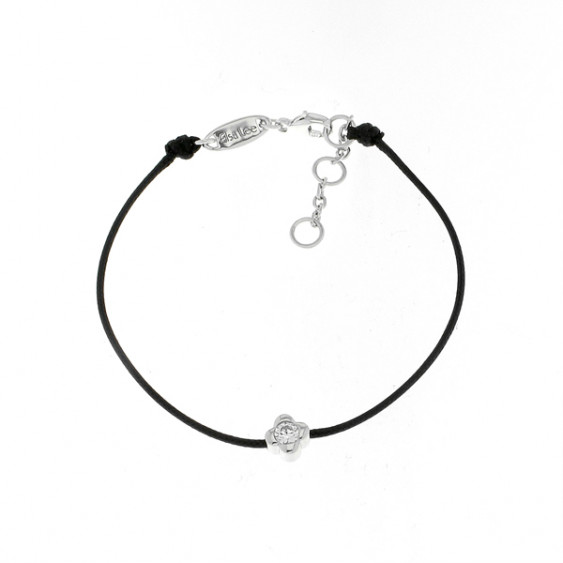 Bracelet Elsa Lee Paris, modèle fleur, avec oxyde de Zirconium serti griffe sur cordon en coton noir