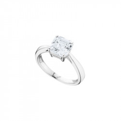 Elsa Lee Paris sterling silver ring, claws set princess-shaped Cubic Zirconia