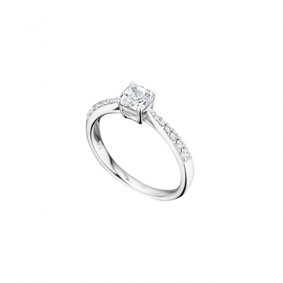 Bague Elsa Lee Paris, collection Tradition, en argent 925, avec des oxydes de Zirconium tailles Princesses et Brillants