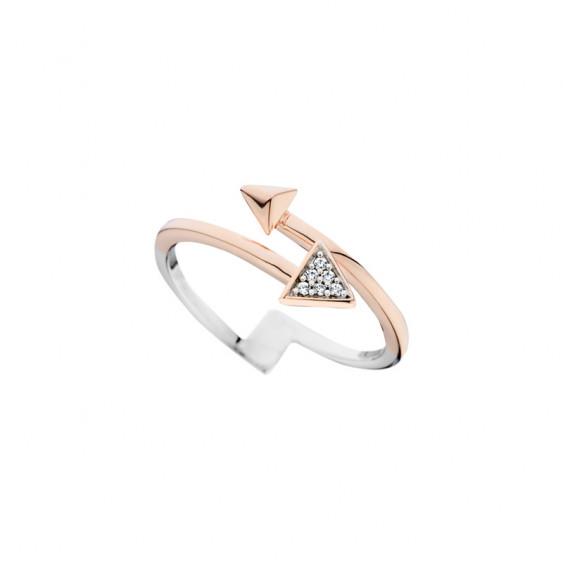 bague Elsa Lee Paris en argent massif, rhodiée rose, deux triangles aux extrémités des branches dont un recouvert de Zirconiums