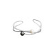 Bracelet rigide perle grise et blanche en argent par Elsa Lee Paris 