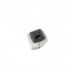 Elsa Lee Paris - Fine 925 silver with rhodium coating, square shaped ring with black cubic zirconia close set 
