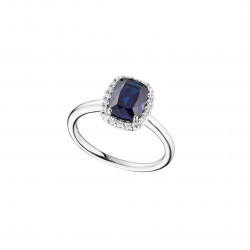 Sapphire Blue ring with its emerald cut cubic zirconia by Elsa Lee. Silver ring blue stone square