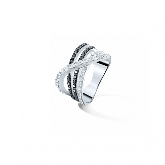 Bague croix noire et blanche en argent par Elsa Lee