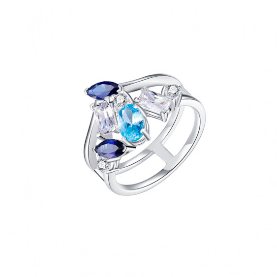Aquamarine silver ring with sapphire coloured cubic zirconia