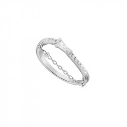 Minimalist curved silver ring with chain by Elsa Lee Paris 