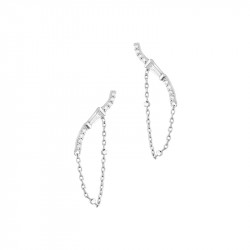 Silver Earline earrings with its glamorous chain for a modern and rock style 