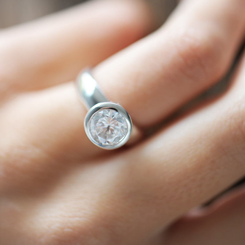 Serti clos bague outlet