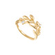 Golden Laurel leaf ring in gilded silver with its sophisticated and minimalist design by Elsa Lee Paris 