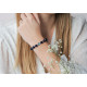 lapis lazuli bracelet and its central blue topaz. Design lithotherapy bracelets