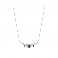 Collier 3 pierres bleues sapphire sur barrette sertis d'oxydes de zirconium. Collier en argent 925 mariant modernité et traditio