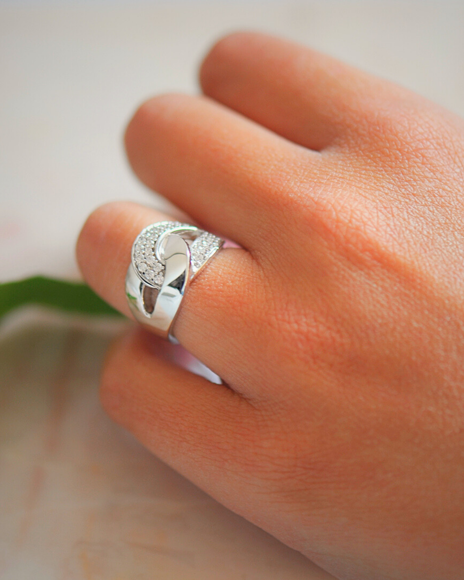 Bague Tendance Entrelacée