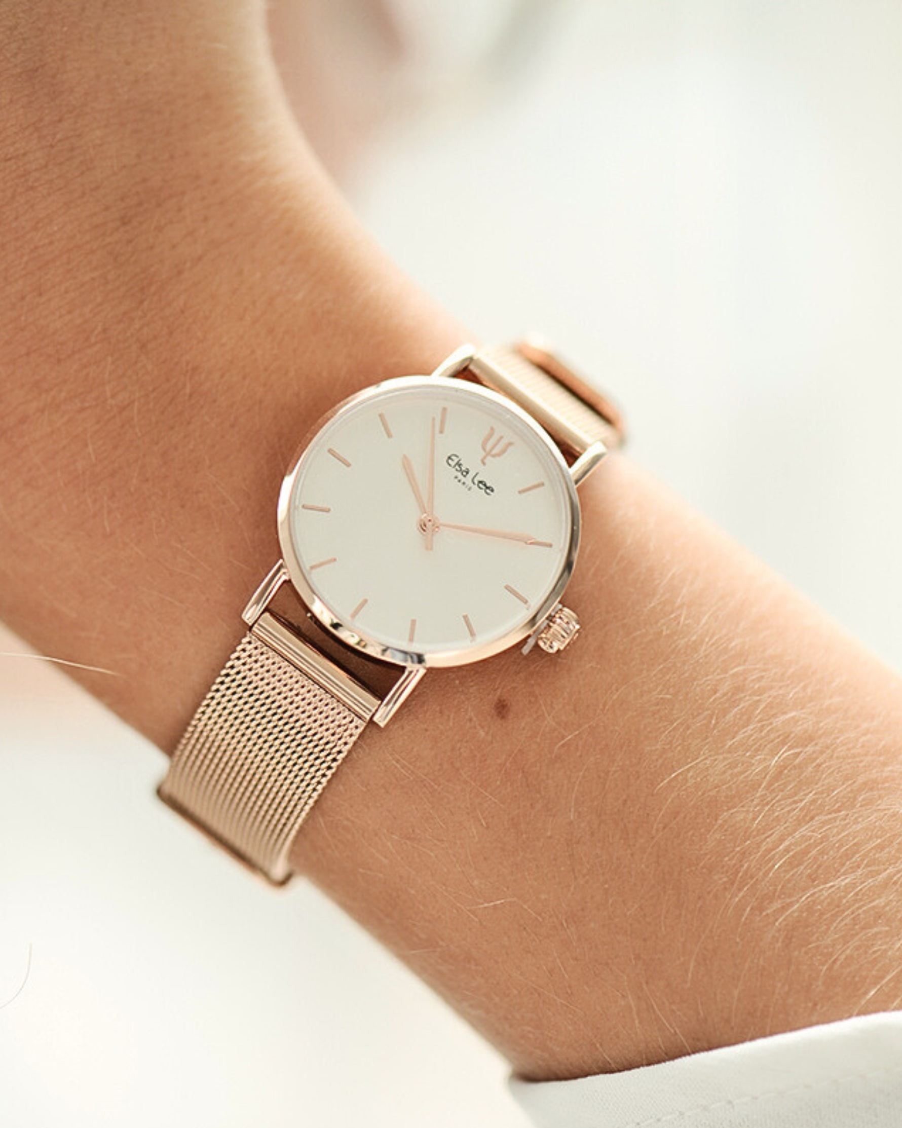 Montre Elsa Lee – Ariana | D28 mm | Cadre Rose & Fond Blanc | Bracelet Interchangeable + Bracelet Cuir Offert