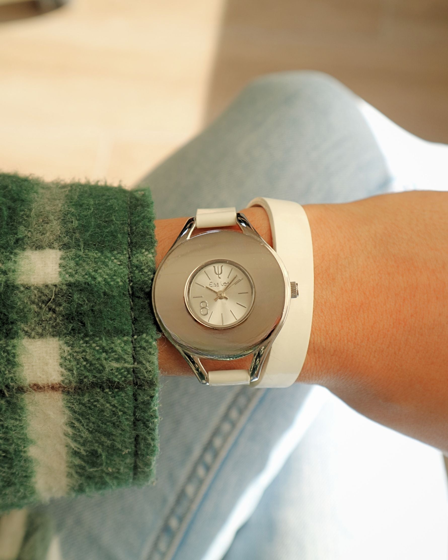 Montre Aura – Cadran Blanc & Bracelet Double Tour en Cuir Blanc