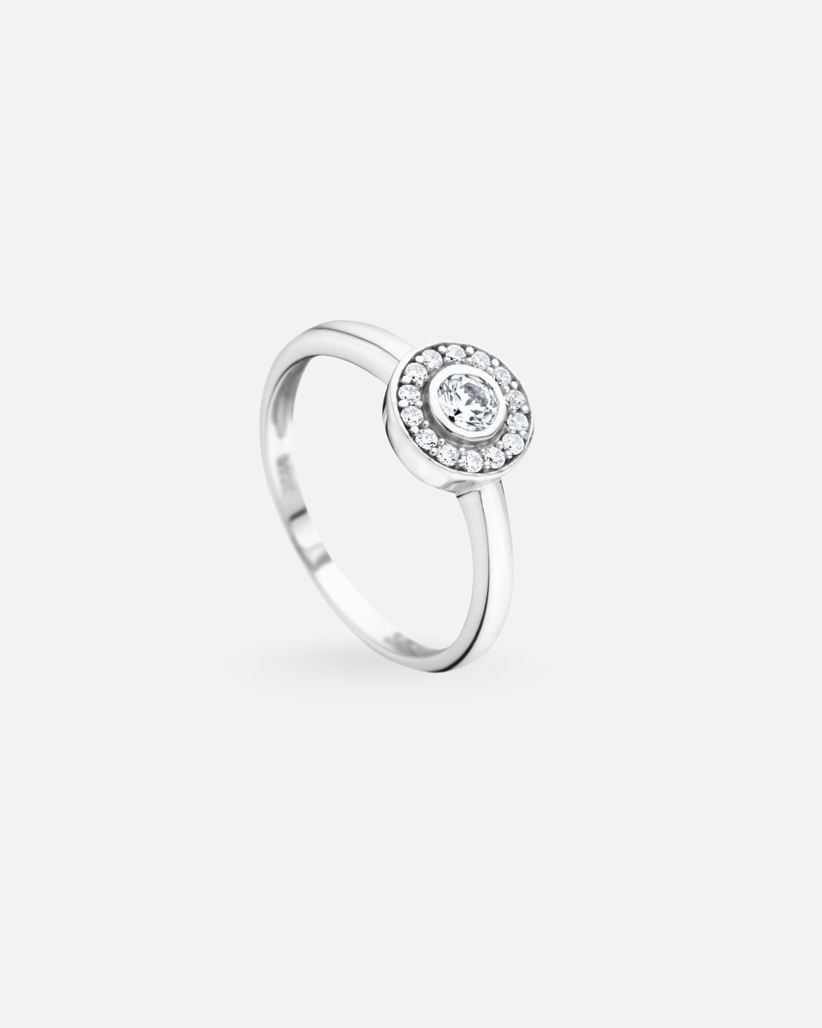 Bague Elsa Lee en argent 925 – Halo de 15 Swarovski Zirconia
