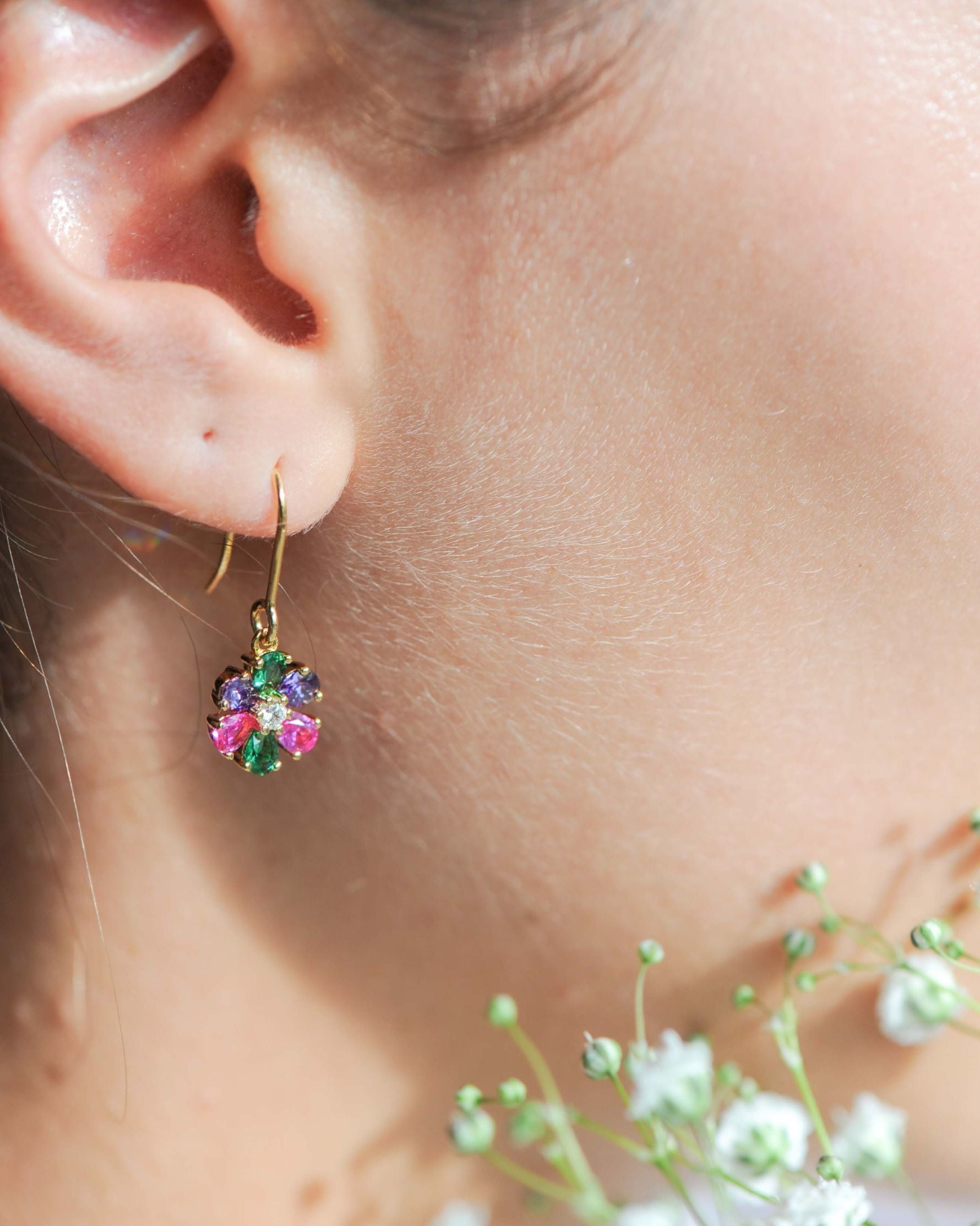 Boucles pendantes Flora en argent 925 doré