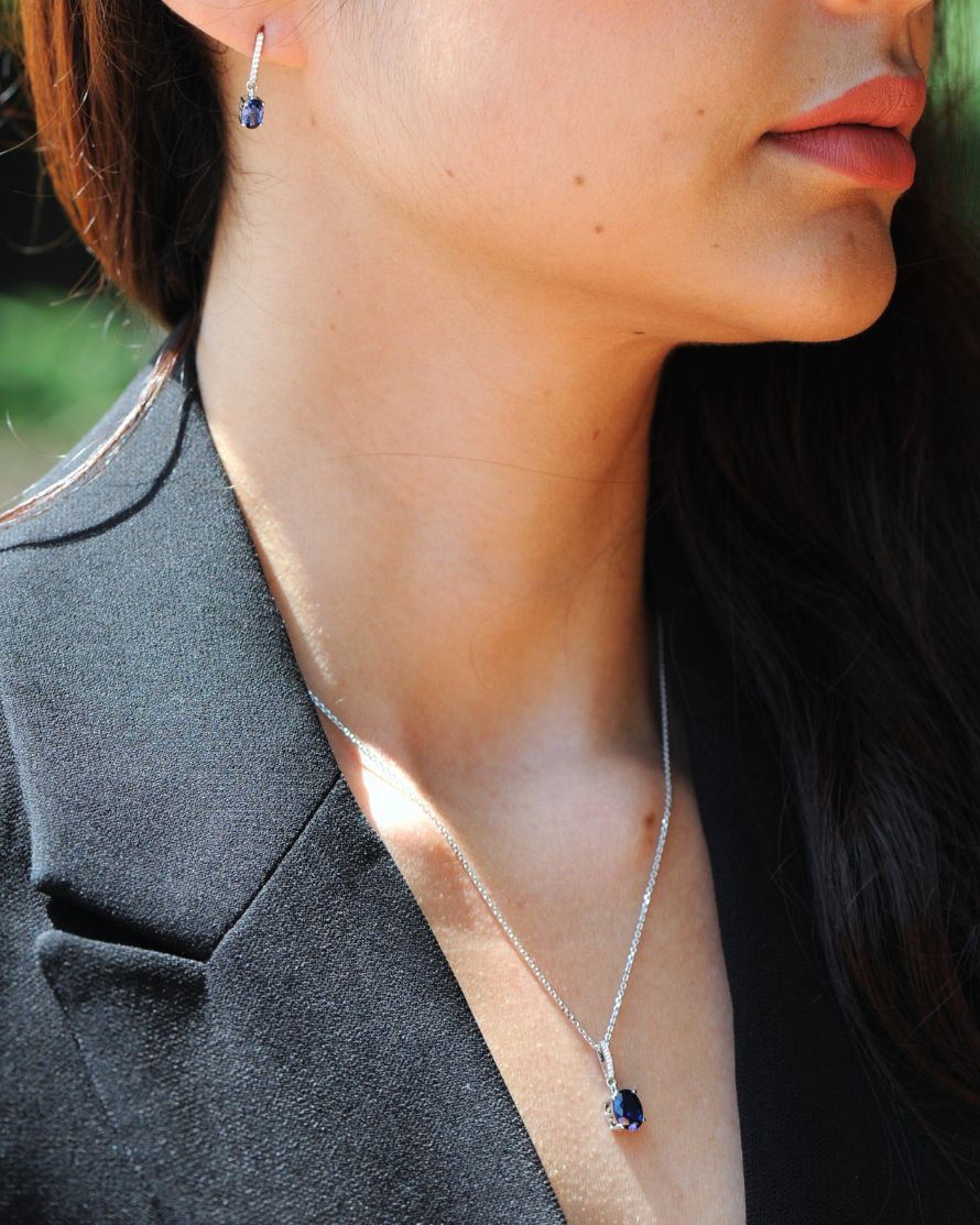 Traditional Sapphire Necklace – 925 Silver